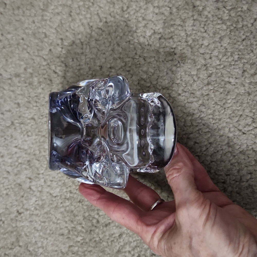 Skull candle holder